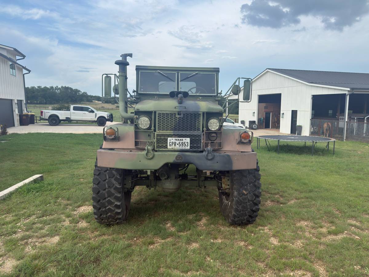 Unknown-M35a2-diesel-1970