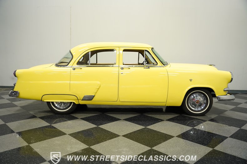 Unknown-Mainline-1953-Yellow-Tan-16