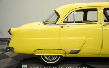 Unknown-Mainline-1953-Yellow-Tan-3
