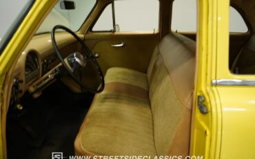 Unknown-Mainline-1953-Yellow-Tan-33