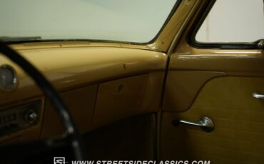 Unknown-Mainline-1953-Yellow-Tan-42