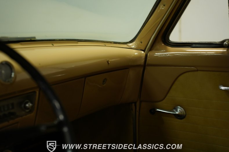 Unknown-Mainline-1953-Yellow-Tan-42