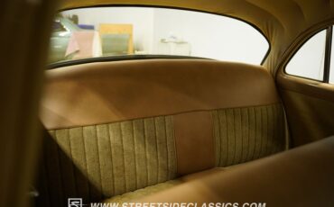 Unknown-Mainline-1953-Yellow-Tan-44