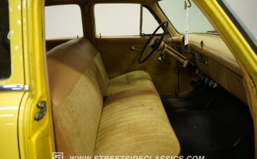 Unknown-Mainline-1953-Yellow-Tan-46