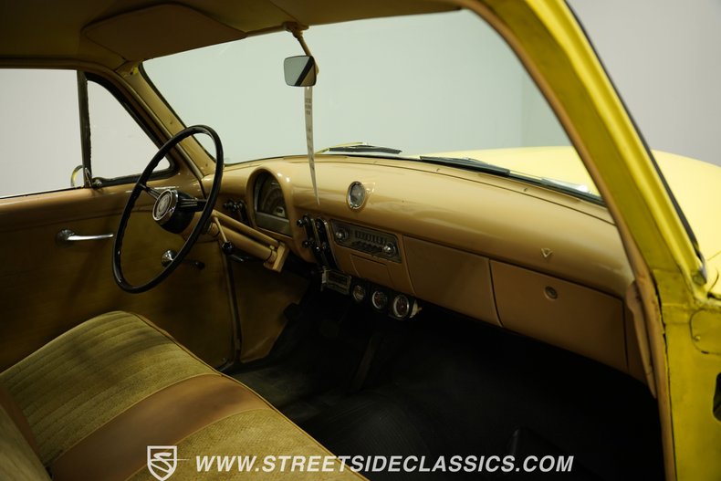 Unknown-Mainline-1953-Yellow-Tan-47