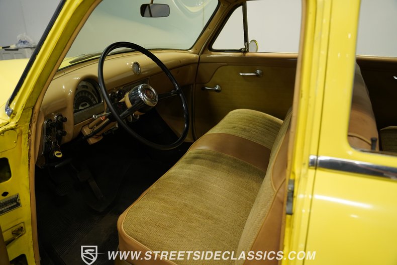 Unknown-Mainline-1953-Yellow-Tan-6
