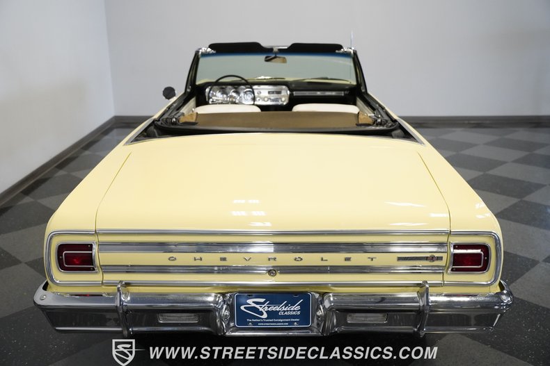 Unknown-Malibu-1965-Crocus-Yellow-White-49