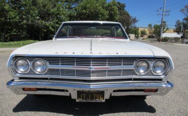 Unknown-Malibu-1965-Ermine-White-Red-2