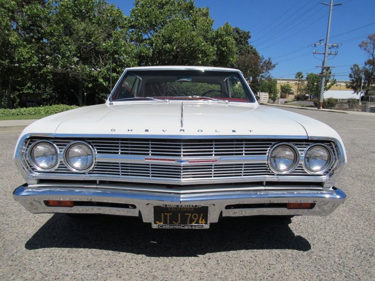 Unknown-Malibu-1965-Ermine-White-Red-2