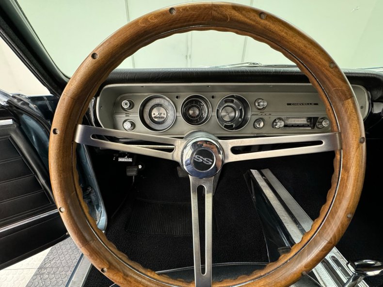 Unknown-Malibu-1965-Mist-Blue-Black-19