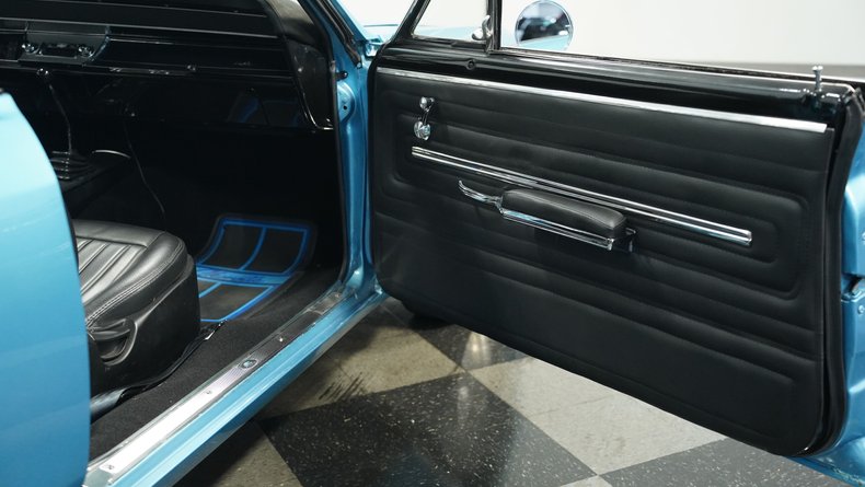 Unknown-Malibu-1966-Mist-Blue-Black-42