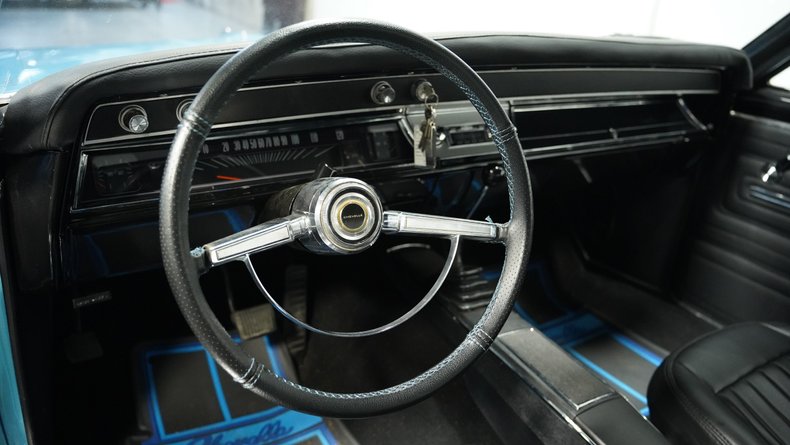 Unknown-Malibu-1966-Mist-Blue-Black-8