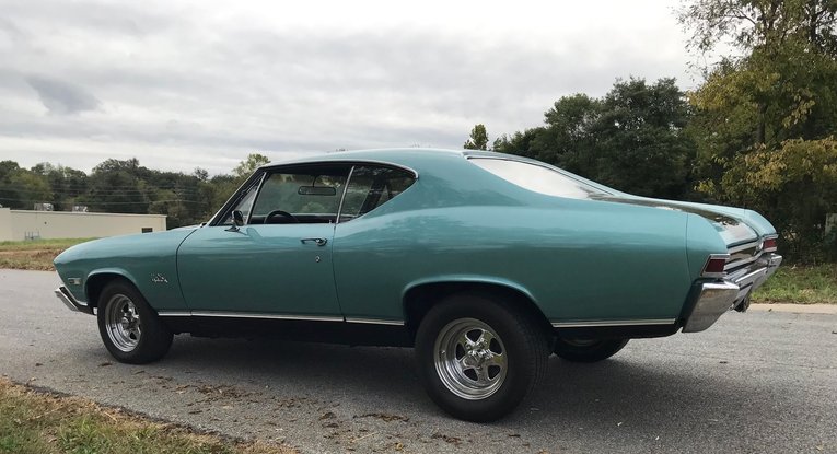 Unknown-Malibu-1968-Blue-Black-4