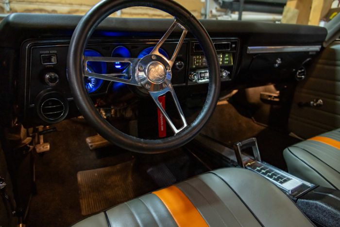 Unknown-Malibu-1969-Orange-22