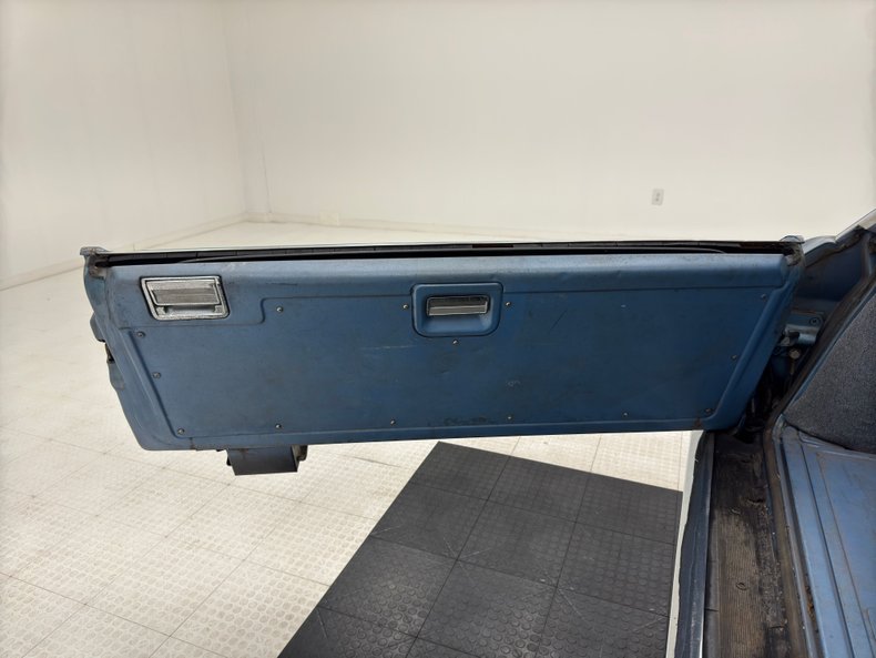 Unknown-Malibu-1970-Astro-Blue-Blue-17