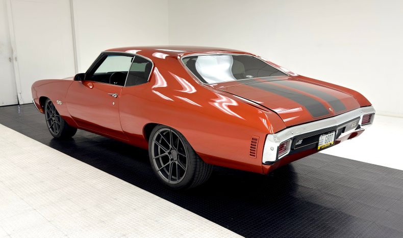 Unknown-Malibu-1970-Burnt-Orange-Metalli-Black-1