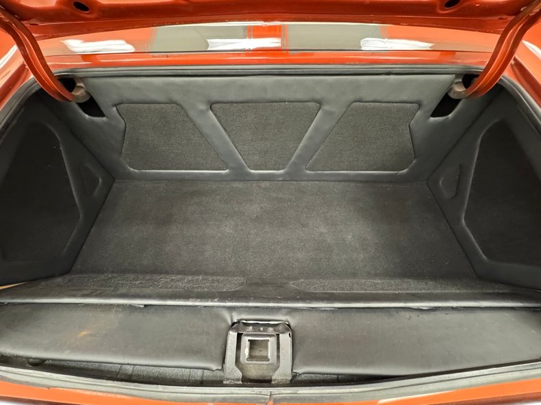 Unknown-Malibu-1970-Burnt-Orange-Metalli-Black-24
