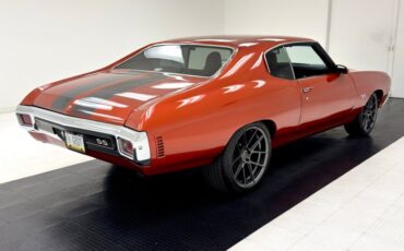 Unknown-Malibu-1970-Burnt-Orange-Metalli-Black-3