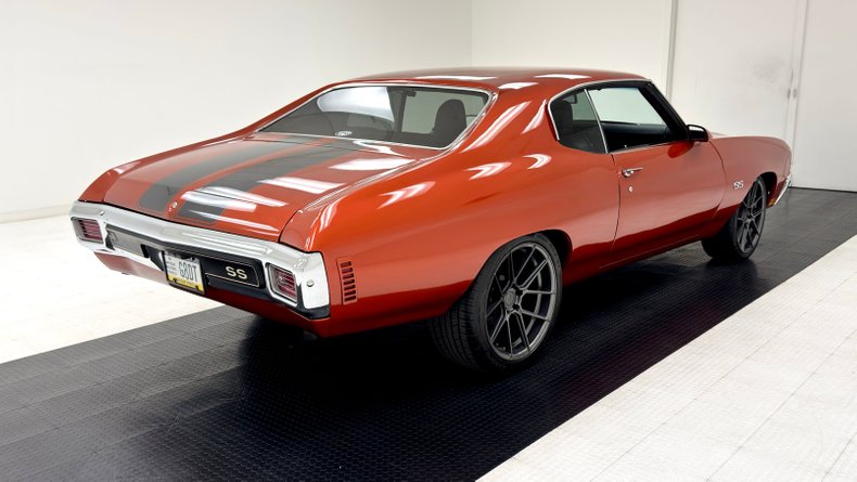 Unknown-Malibu-1970-Burnt-Orange-Metalli-Black-3