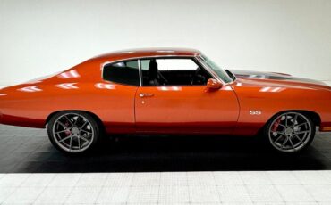 Unknown-Malibu-1970-Burnt-Orange-Metalli-Black-4