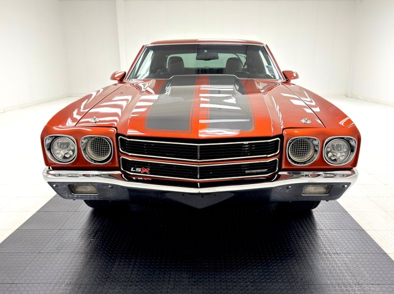 Unknown-Malibu-1970-Burnt-Orange-Metalli-Black-41