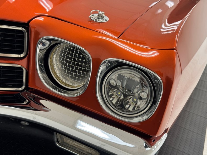 Unknown-Malibu-1970-Burnt-Orange-Metalli-Black-7