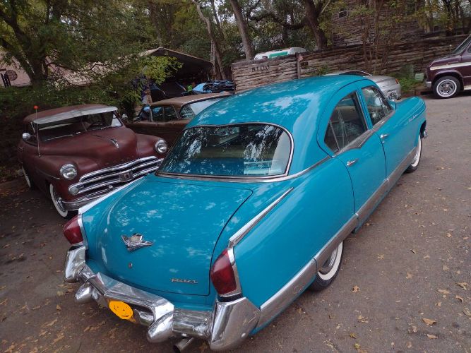 Unknown-Manhattan-1953-Peacock-Blue-11