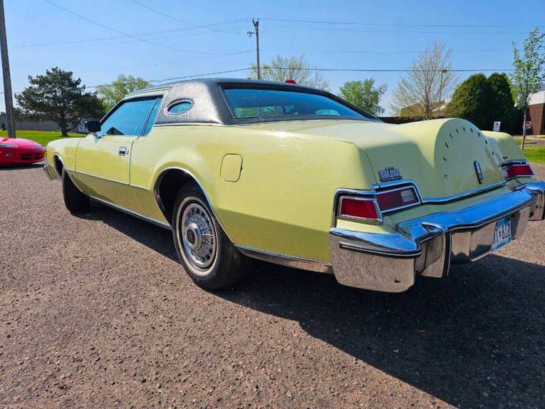 Unknown-Mark-v-1975-Light-Green-Green-1