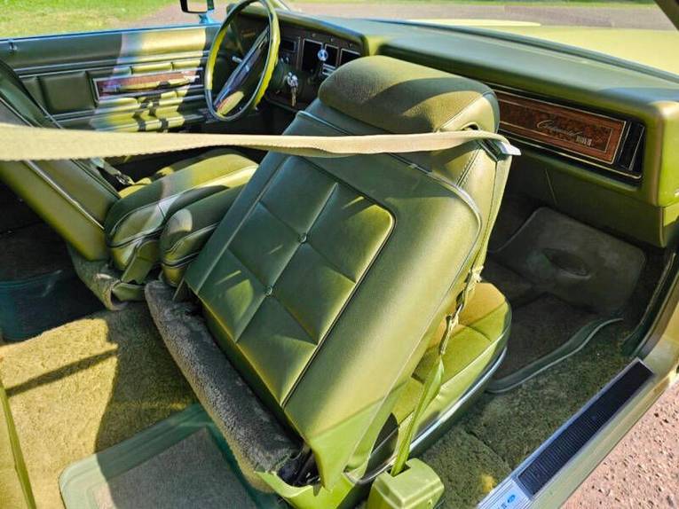 Unknown-Mark-v-1975-Light-Green-Green-20