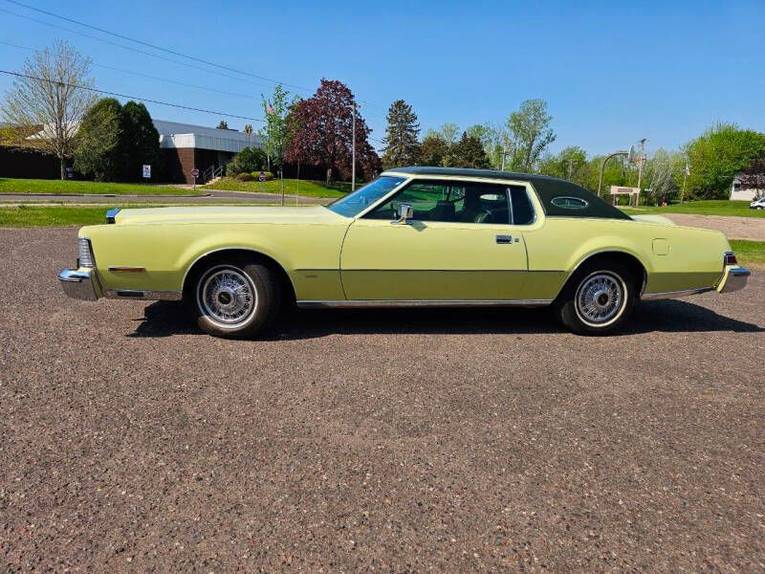 Unknown-Mark-v-1975-Light-Green-Green
