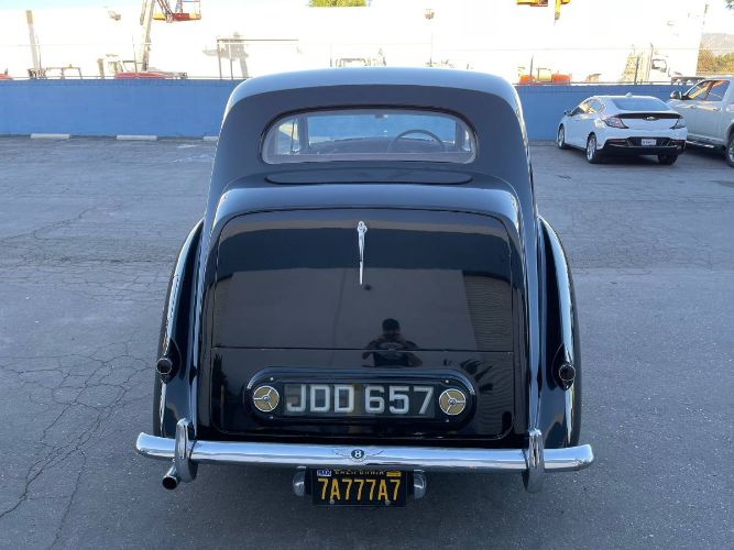 Unknown-Mark-vi-1949-Black-17