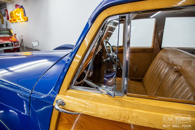Unknown-Mark-vi-1949-Royal-Blue-Tan-Leather-48