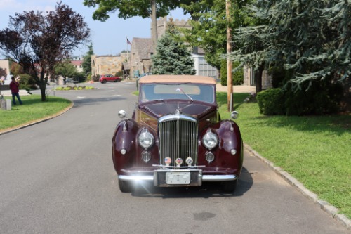 Unknown-Mark-vi-1952-BurgundyTan-Tan