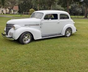 Unknown-Master-1939-White-1