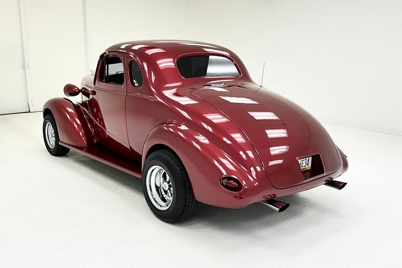 Unknown-Master-deluxe-1937-Red-Wine-Metallic-Khaki-1