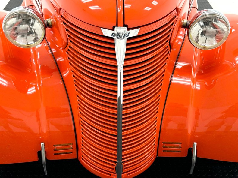 Unknown-Master-deluxe-1938-Orange-Gray-22