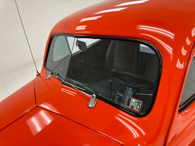 Unknown-Master-deluxe-1938-Orange-Gray-27