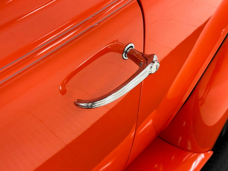 Unknown-Master-deluxe-1938-Orange-Gray-30