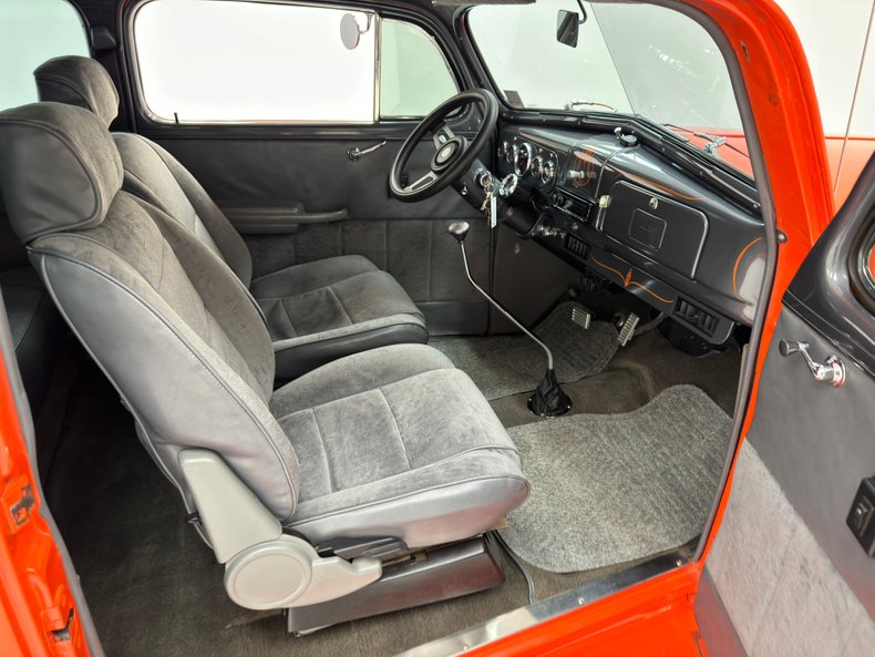 Unknown-Master-deluxe-1938-Orange-Gray-8