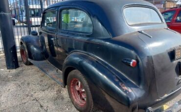 Unknown-Master-deluxe-1939-Black-6