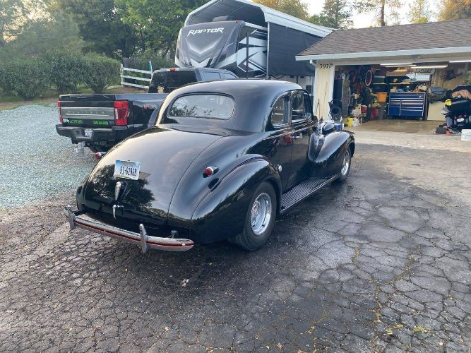 Unknown-Master-deluxe-1939-Black-7