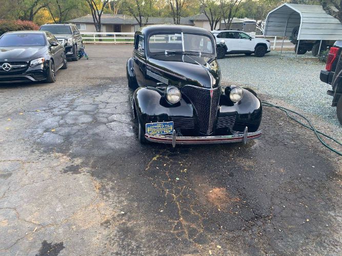 Unknown-Master-deluxe-1939-Black-8