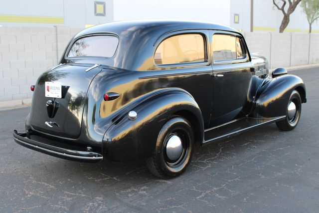 Unknown-Master-deluxe-1939-Black-Gray-1