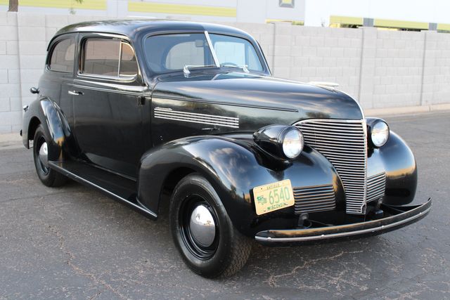 Unknown-Master-deluxe-1939-Black-Gray-20
