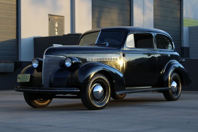 Unknown-Master-deluxe-1939-Black-Gray-27