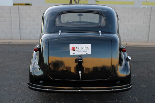Unknown-Master-deluxe-1939-Black-Gray-30