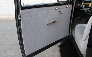 Unknown-Master-deluxe-1939-Black-Gray-33