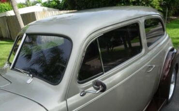 Unknown-Master-deluxe-1940-ChampagneBrown-Tan-11