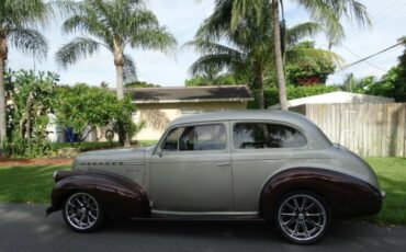 Unknown-Master-deluxe-1940-ChampagneBrown-Tan-12