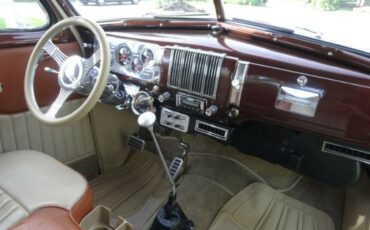 Unknown-Master-deluxe-1940-ChampagneBrown-Tan-20